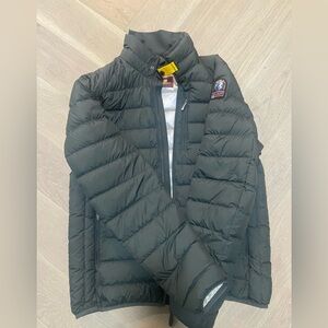 Lightweight Parajumper